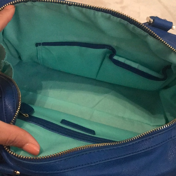 Large Satchel - Picture 4 of 5